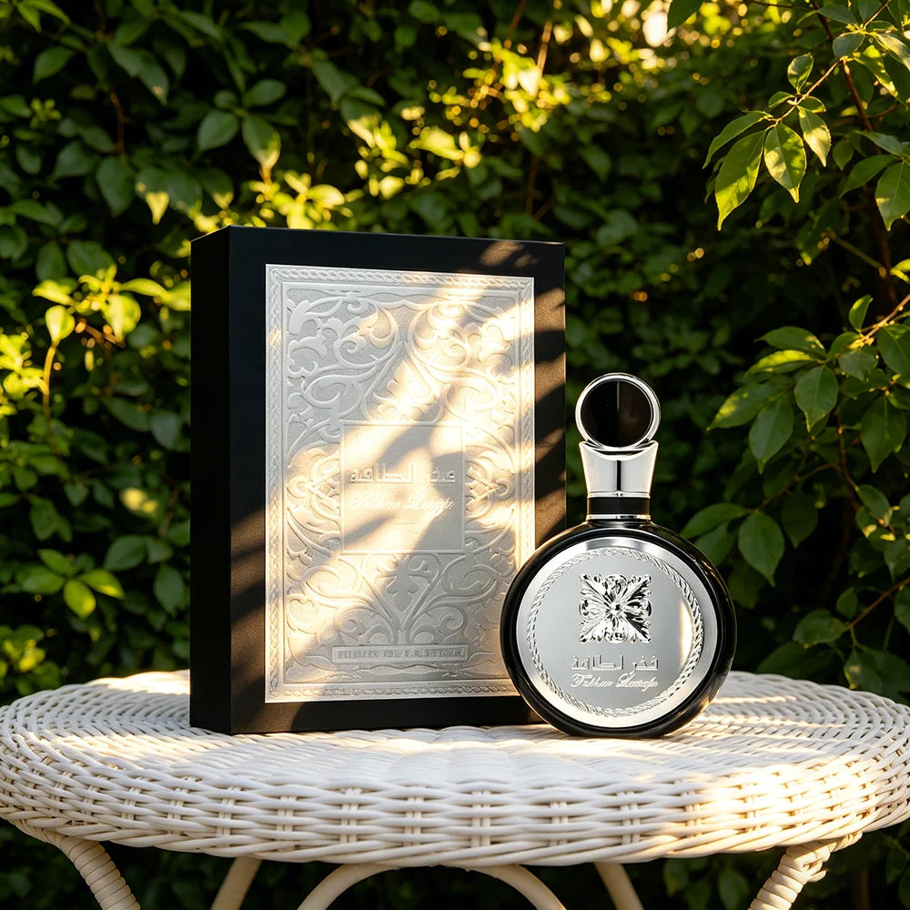 Perfume Árabe Fakhar Black Lattafa - 100ml - Elegância e Frescor Absoluto